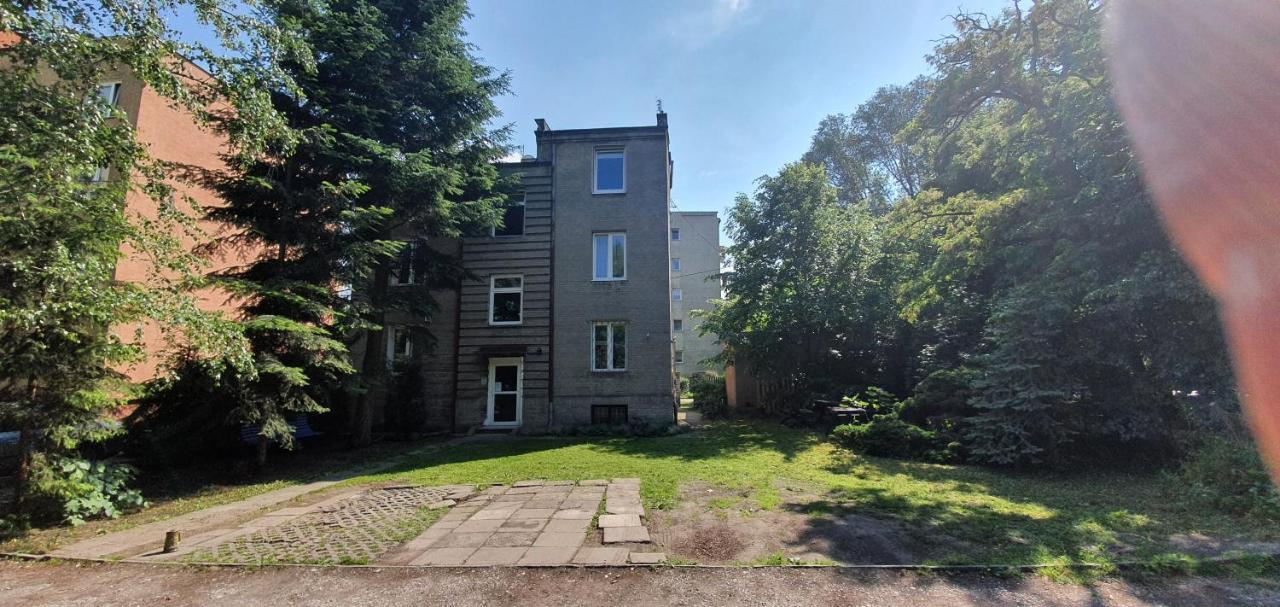 Juna2 - Nowoczesny Apartament W Centrum Z Widokiem Na Park Pruszków Extérieur photo